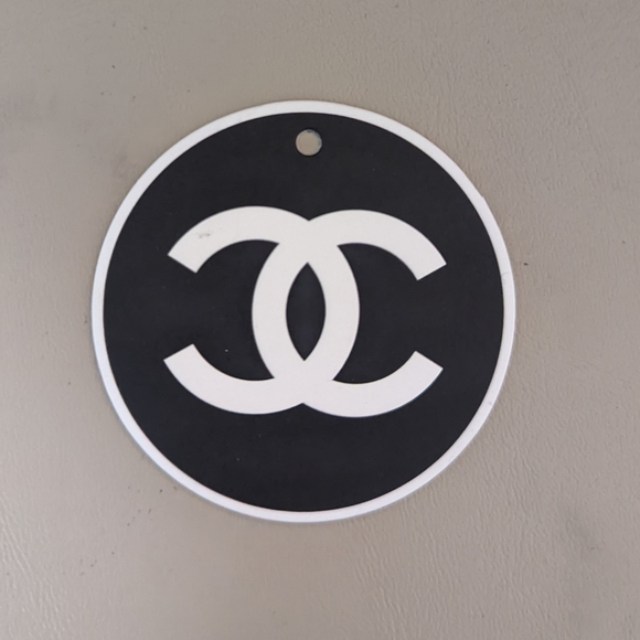 Chanel boxes, bag & Cards - Picture 7 of 8